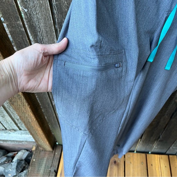 Figs Wm’s Zamora 2.0 Jogger Scrub Pants NWT In Graphite Sz XL - Picture 5 of 16